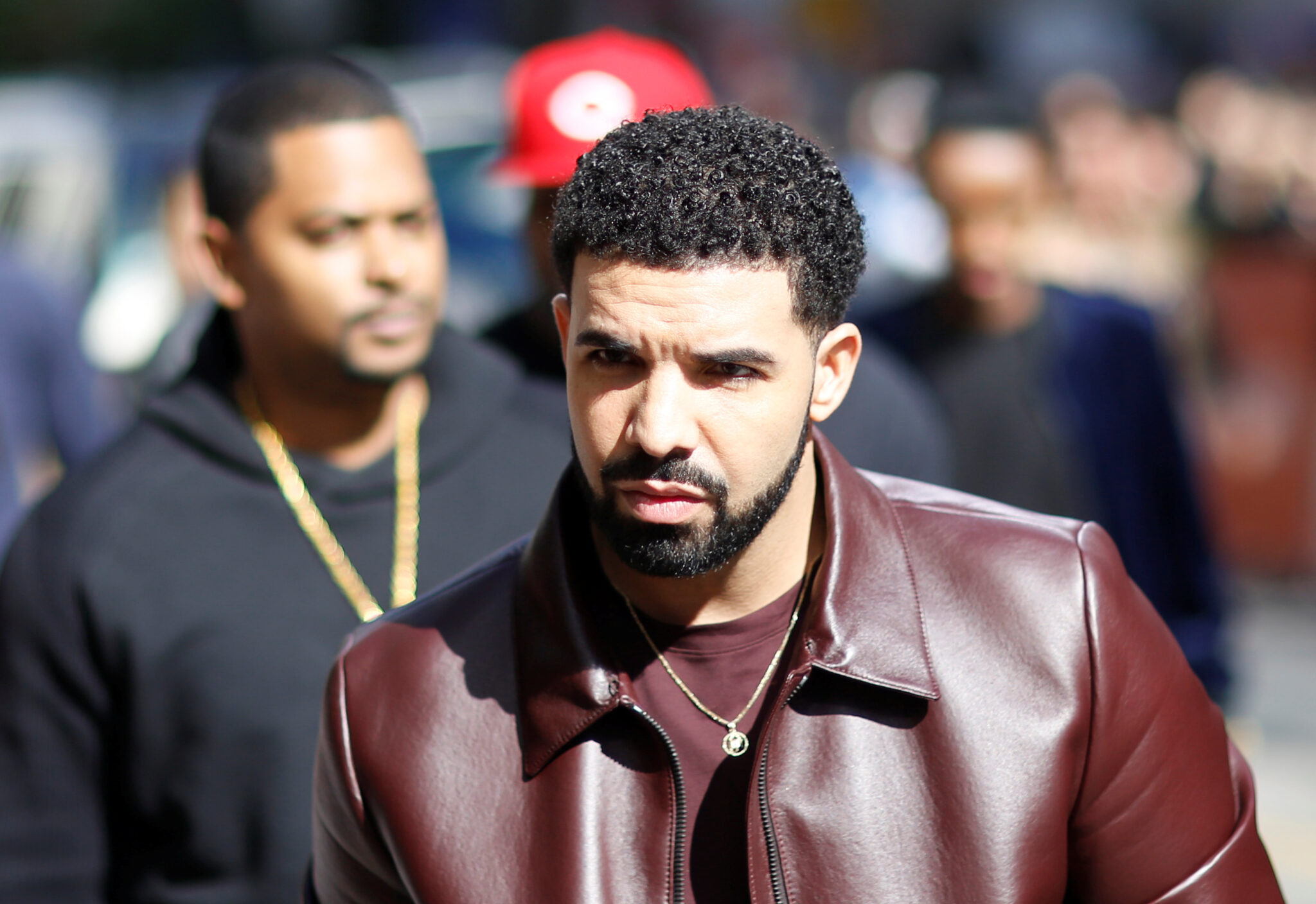 Opinião por que Drake deveria se apresentar no Super Bowl 2026