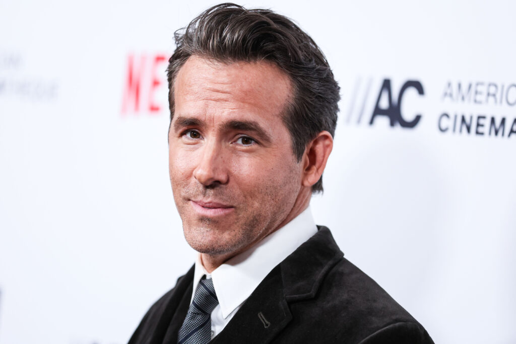 'Perdi tudo', brinca Ryan Reynolds sobre processo por foto com gatos de Taylor Swift 1 O ator Ryan Reynolds brincou sobre ser processado por Taylor Swift