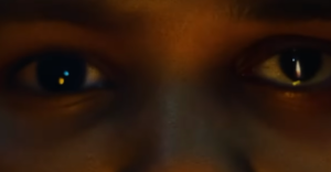 O cantor e produtor The Weeknd em cena misteriosa