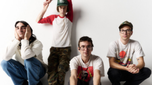 Mascara Billboard 1600 x 90015