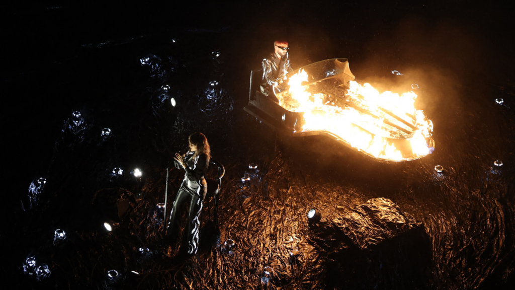 Mascara Billboard 1600 x 90017