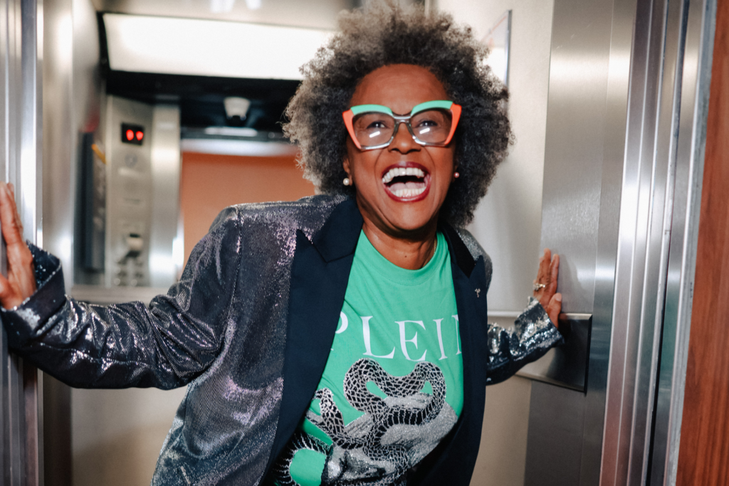 Veja o setlist de Sandra de Sá no festival Chic Show 1 Sandra de Sá é uma das atrações do festival Chic Show