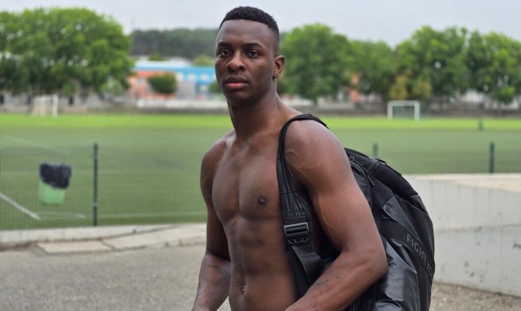 Qual é a história por trás do nome de Keno Marley, boxeador brasileiro? 1 ken