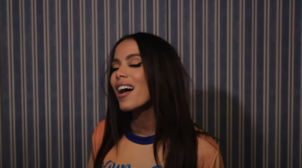 A cantora Anitta, uma das puxadoras do Samba 16, concorrente na Unidos da Tijuca