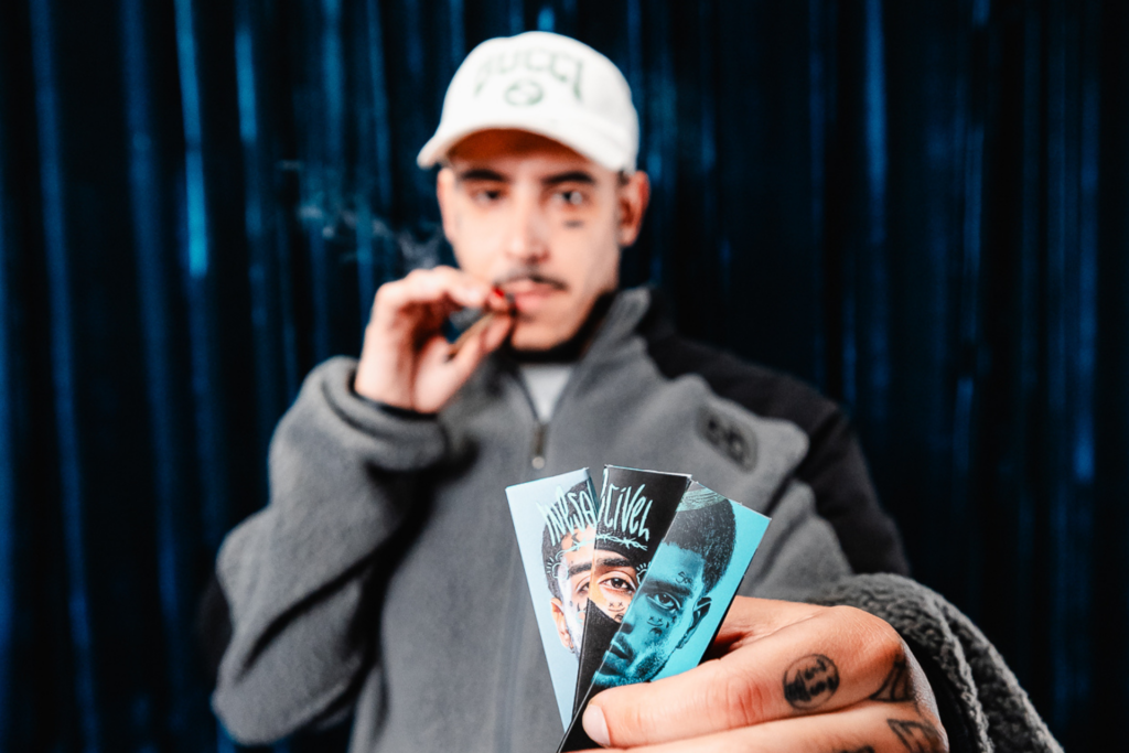 Marca de acessórios canábicos homenageia MC Kevin com itens de tabacaria 1 MC PH homenagem MC Kevin