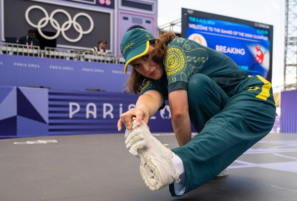Dançarina de breaking se pronuncia após polêmica nas Olimpíadas: 'Devastador' 1 A atleta e dançarina Raygunn que ganhou a internet após perfomance nas Olimpíadas