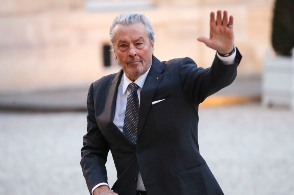 Alain Delon estampou capa de famoso álbum dos Smiths 1 Alain Delon