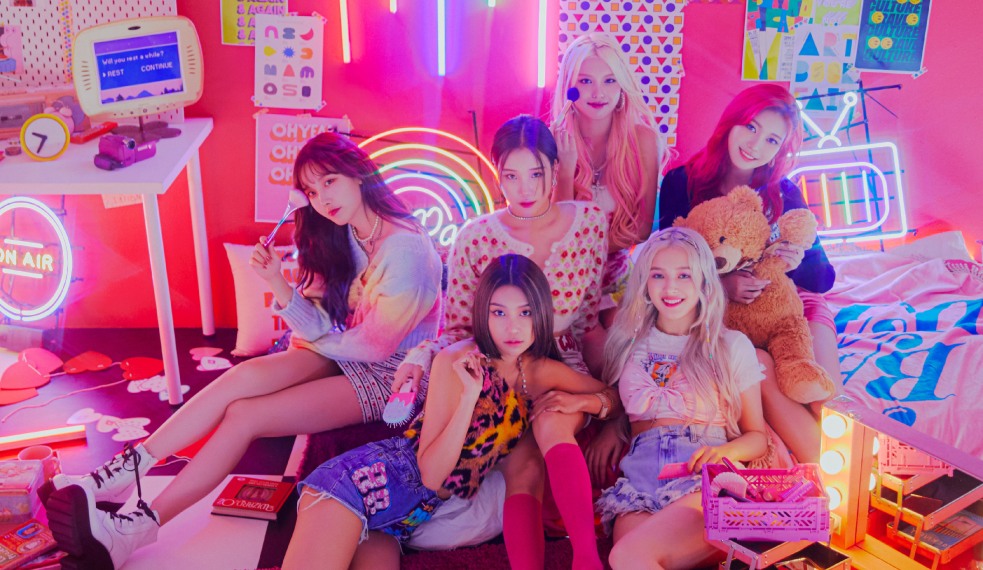 MOMOLAND