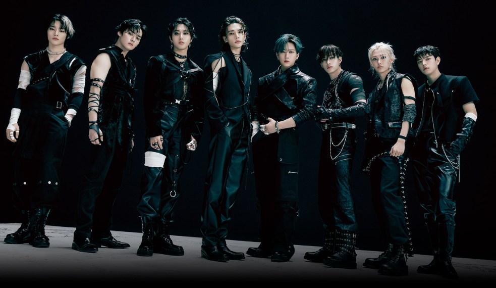 Stray Kids