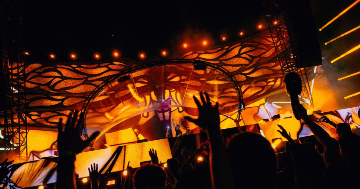 Com altos e baixos no Mainstage, Tomorrowland Brasil encerra 2º dia de festival