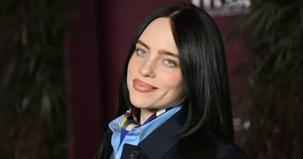 Billie Eilish em evento da WSJ nos EUA (Grosby Group)