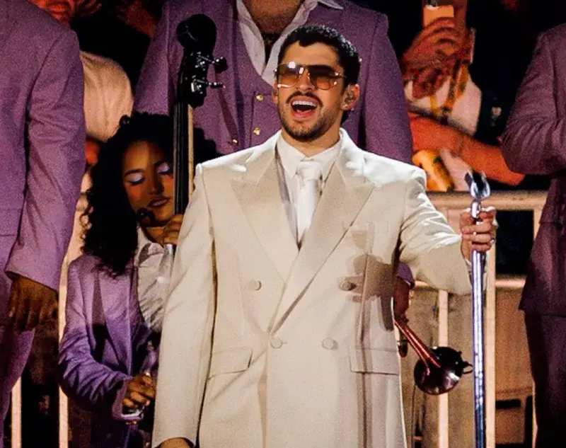 Bad Bunny é o primeiro artista latino a faturar US$ 1 bilhão em turnês