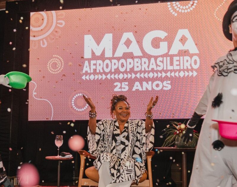 Margareth Menezes reúne Gil, Brown e blocos afros em show histórico