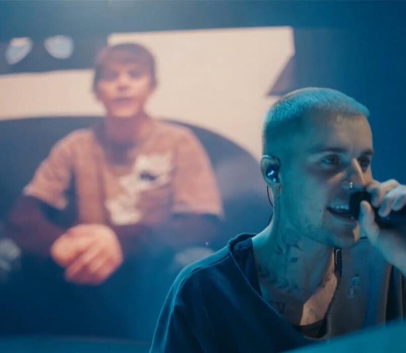 Justin Bieber transforma show no Coachella em álbum ao vivo