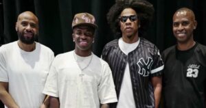 Vini Jr encontra Jay-Z